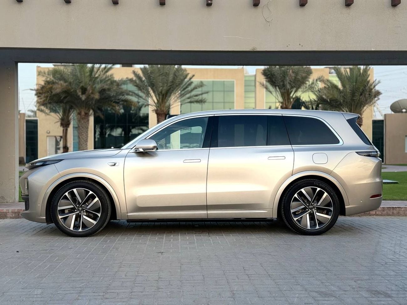 Li Auto L9 ULTRA (NON GCC)