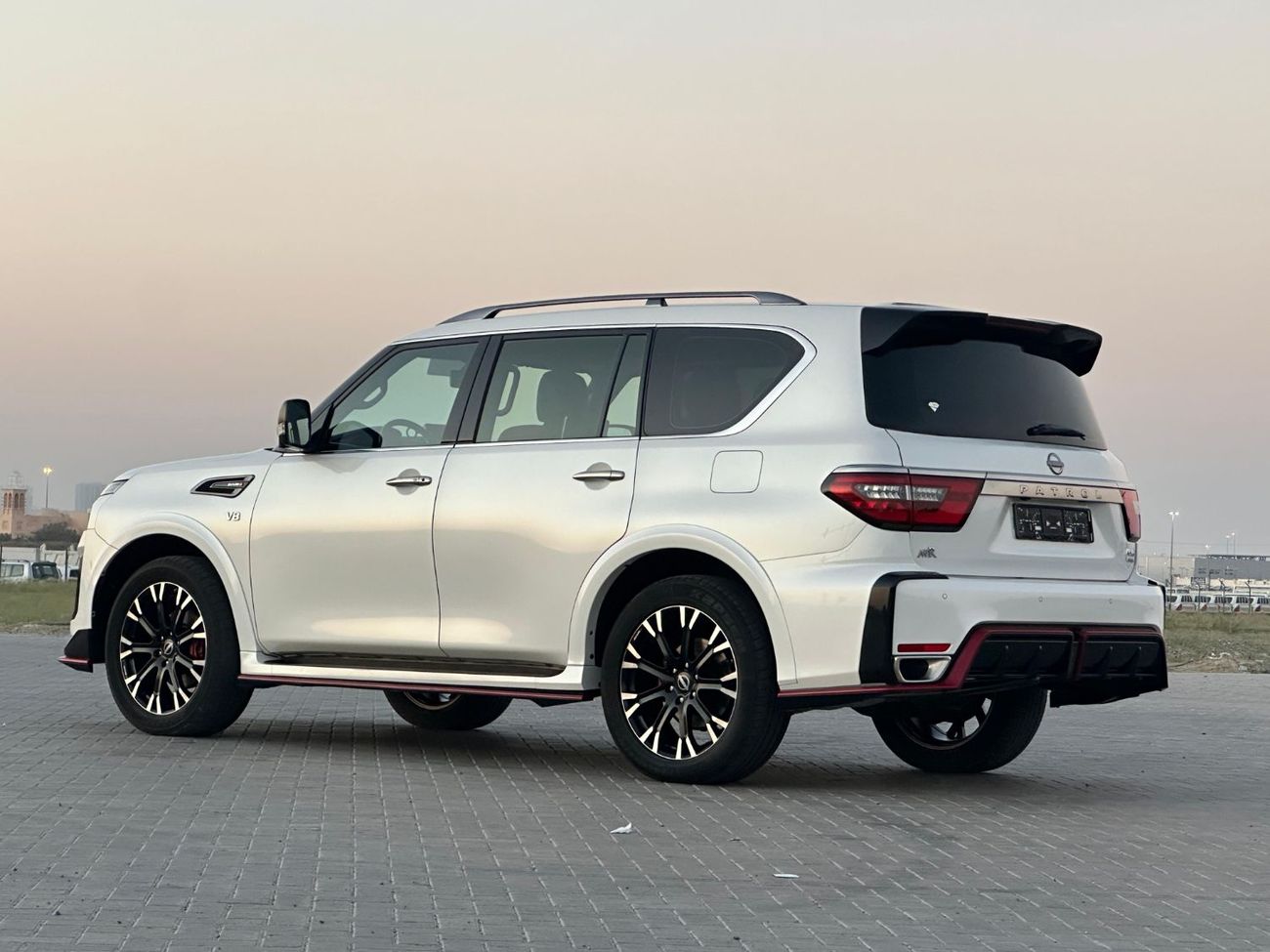 نيسان باترول Nismo 5.6L