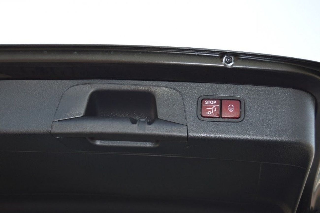 Mercedes-Benz GLC 250 Full option clean car accident free