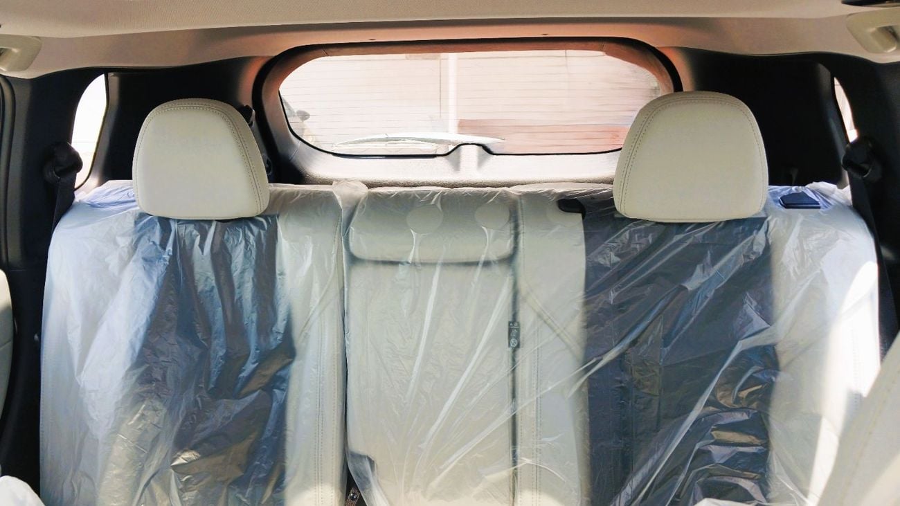 ميتسوبيشي آوتلاندر H Line 2.5L Petrol 4WD 2026YM