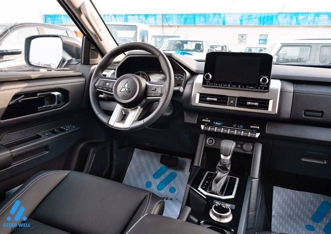 Mitsubishi Triton New Shape Only Available with us! /L200 Triton Sportero 2024 / 2.4L Diesel 4WD Double Cab DSL / for