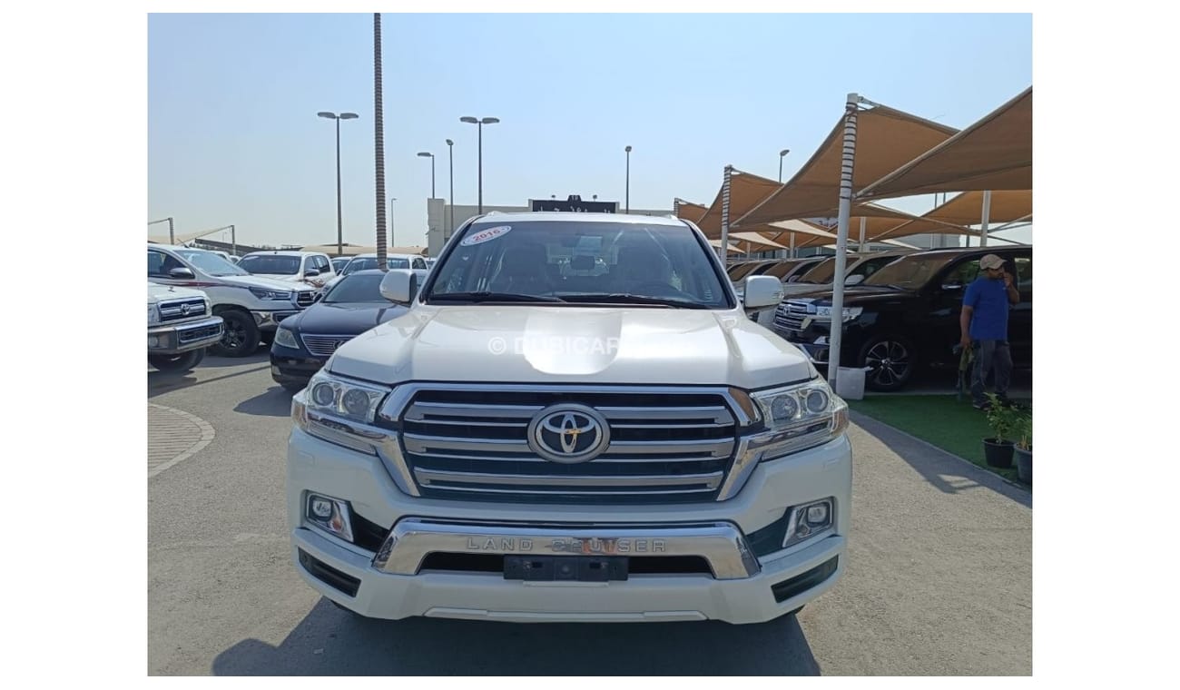 Toyota Land Cruiser GXR The car is very good, in perfect condition, looks clean from the inside and outside without any