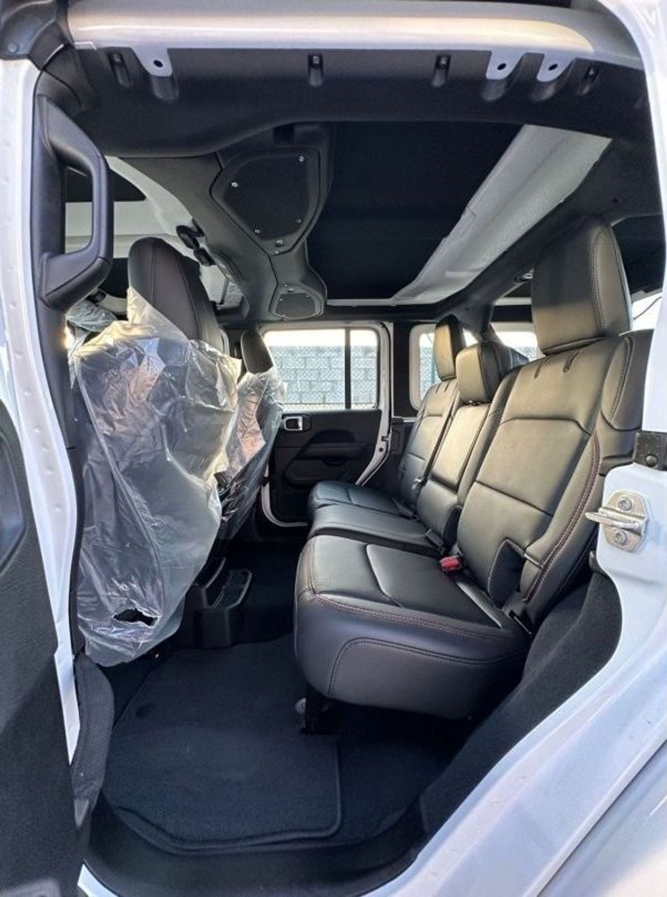 Jeep Wrangler 3.6L PETROL RUBICON AUTOMATIC TRANSMISSION (FOR RE-EXPORT ONLY)