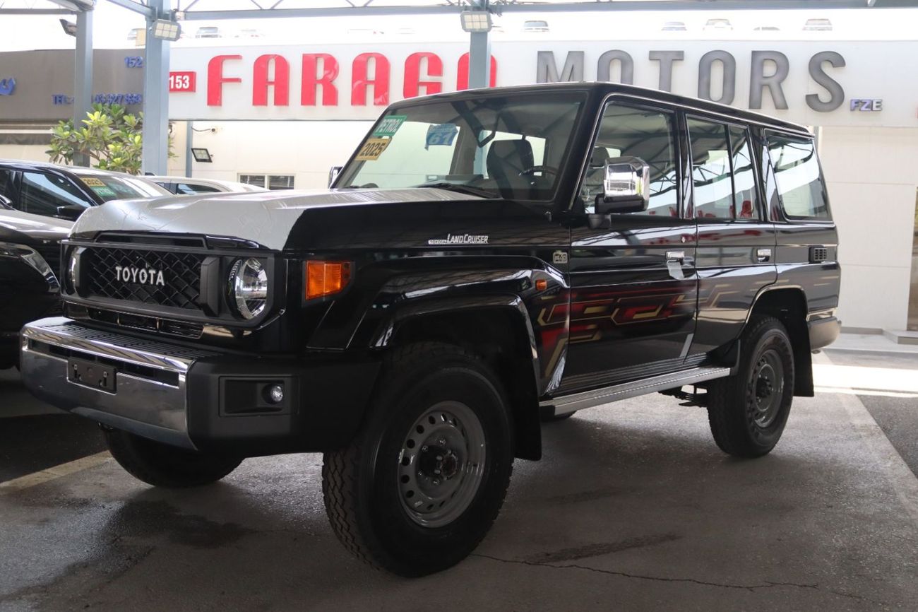 Toyota Land Cruiser 70 GRJ76 4.0 V6 PETROL M/T 40th ANNIVERSARY **EXPORT ONLY**التصدير فقط خارج الخليج***