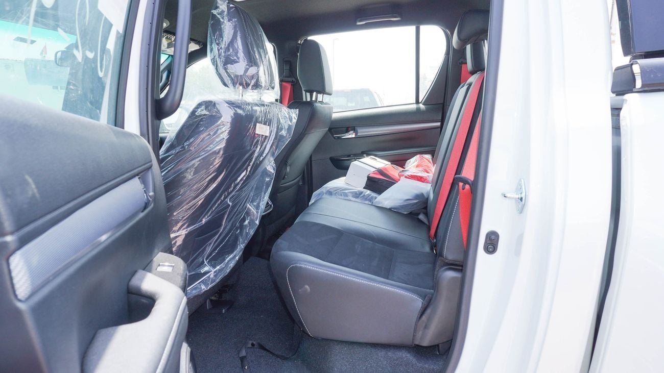 تويوتا هيلوكس GR SPORT 2.8L DIESEL