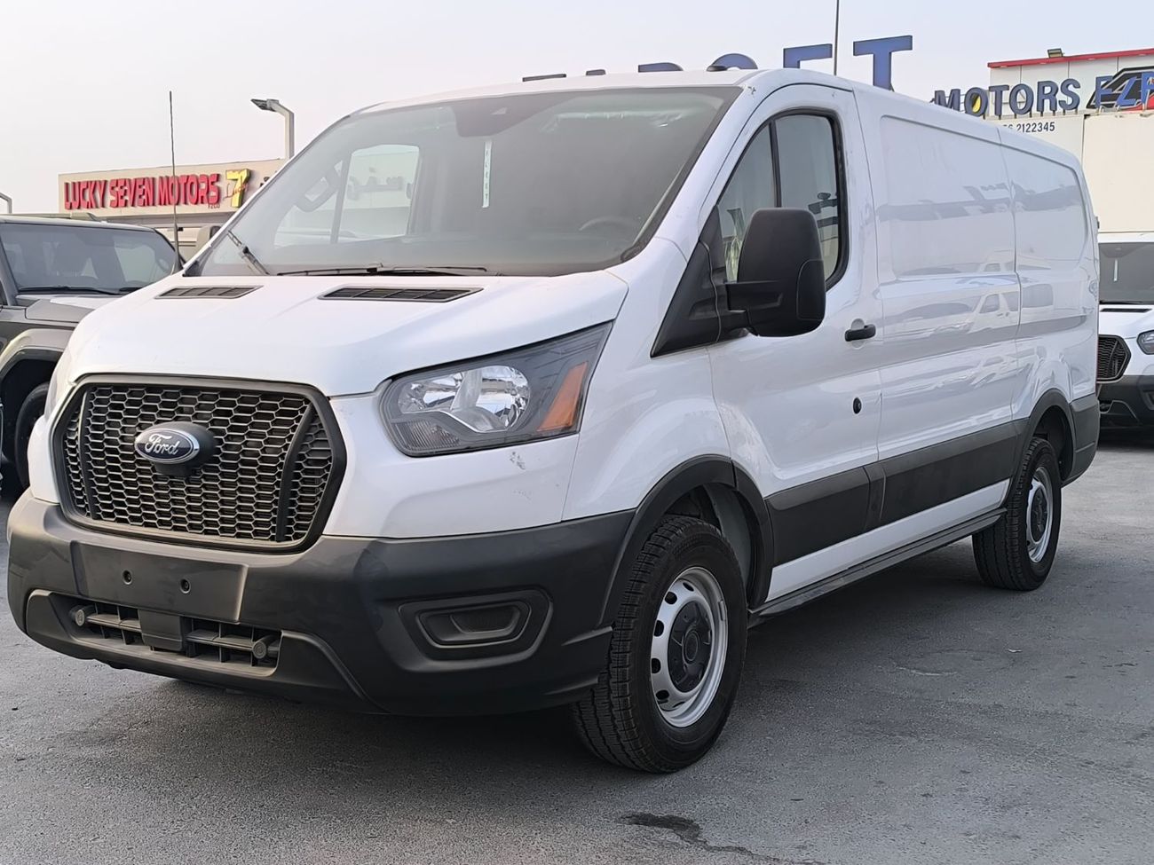 فورد ترانزيت كستم FORD TRANSIT 150 VAN
