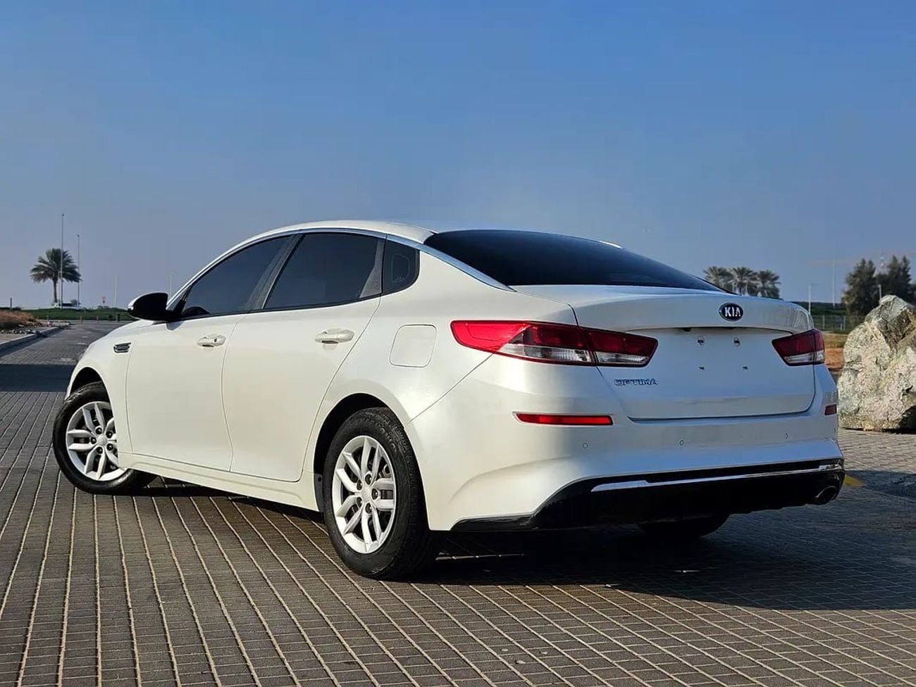 كيا أوبتيما GCC Premium Condition With Low KM With Pedal Shifter Avaliable With Bank Finance