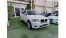 BMW X5 Gulf model 2010,Kit m white color inside, saffron, control unit, in excellent condition not need