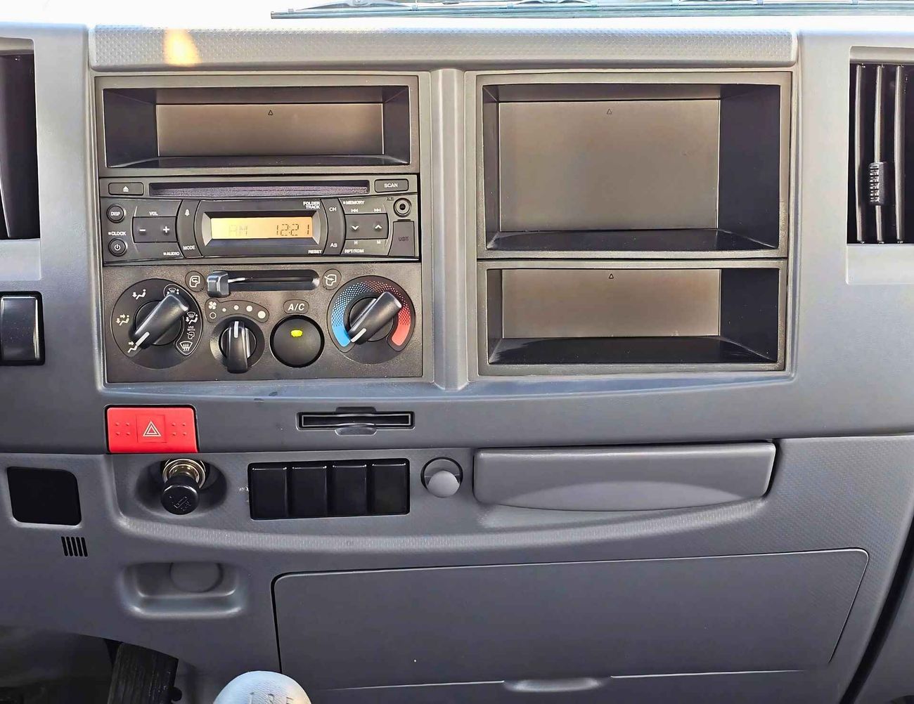 Isuzu FSR 8.2L DIESEL / M/T / 3 STR / 2024 MY (CODE # FSR)