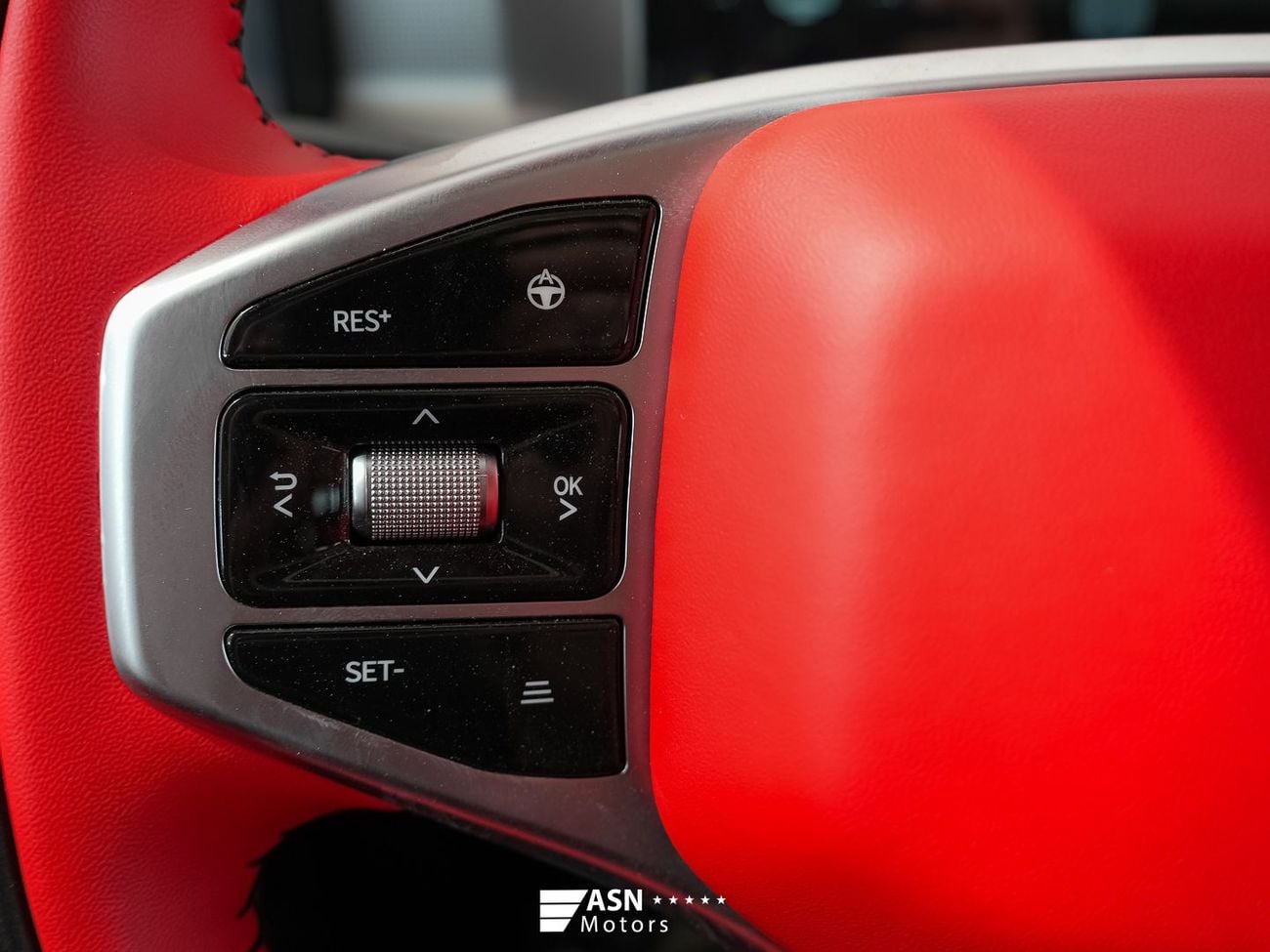 Jetour T2 Conquest Pro Red Interior 2.0 Turbo (Export Only)
