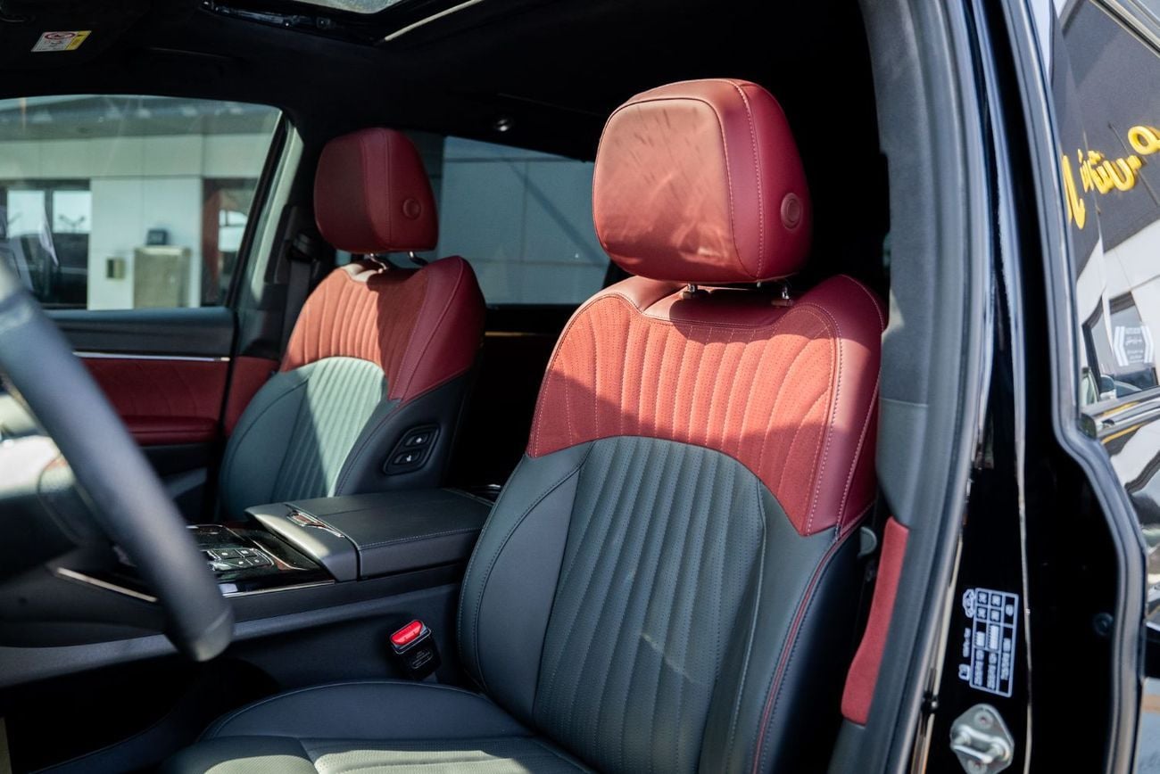 جي إي سي M8 GX 2026 Agency Warranty Full Service History Luxury GCC Specs 2.0L Turbo 4 Cylinders