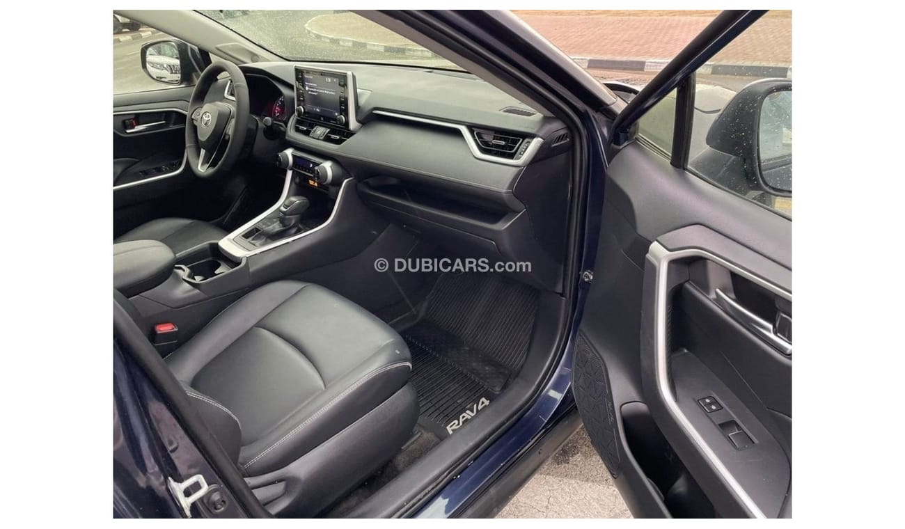 Toyota RAV4 *Offer*2019 Toyota Rav4 XLE Premium 4x4 Active Radar & Full Option / EXPORT ONLY