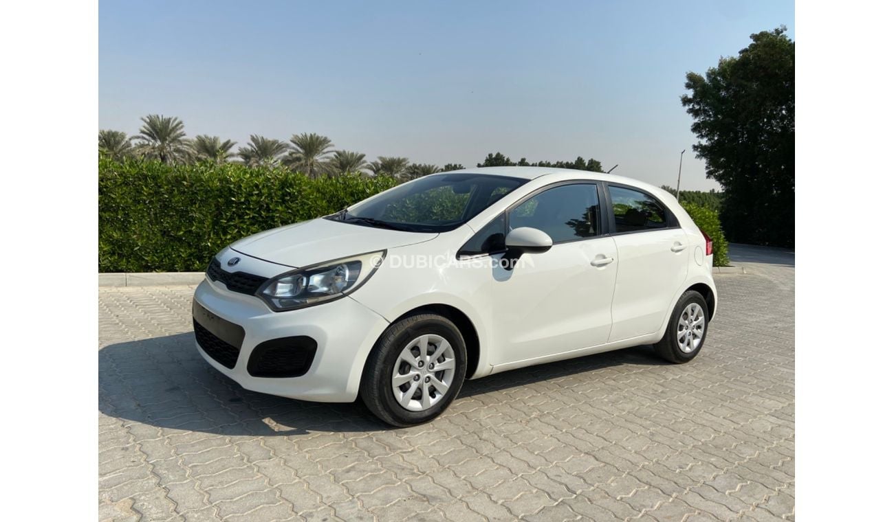 Kia Rio Kia Rio model 2015 GCC very celen I car km 173,459 price 21,000 m00971545994592