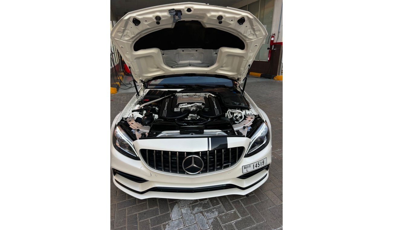 مرسيدس بنز C 63 كوبيه