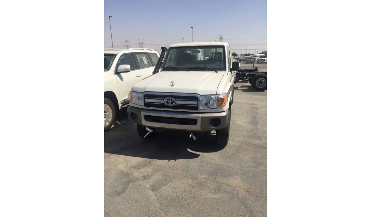 Toyota Land Cruiser Pick Up single cabin 4.2 V6 diesel