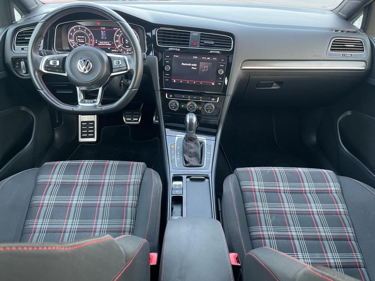 Volkswagen Golf GTI P1 Volkswagen Golf GTi _GCC_2019_Excellent Condition _Full option