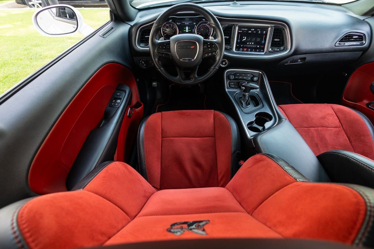 Dodge Challenger R/T 5.7L (370 HP)