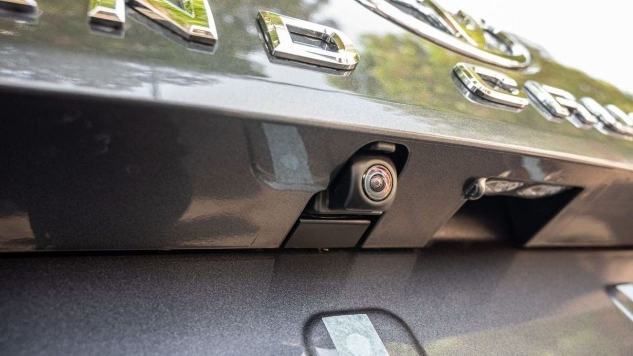 Toyota Land Cruiser Toyota LC300 3.3L VXR diesel 2025 V6