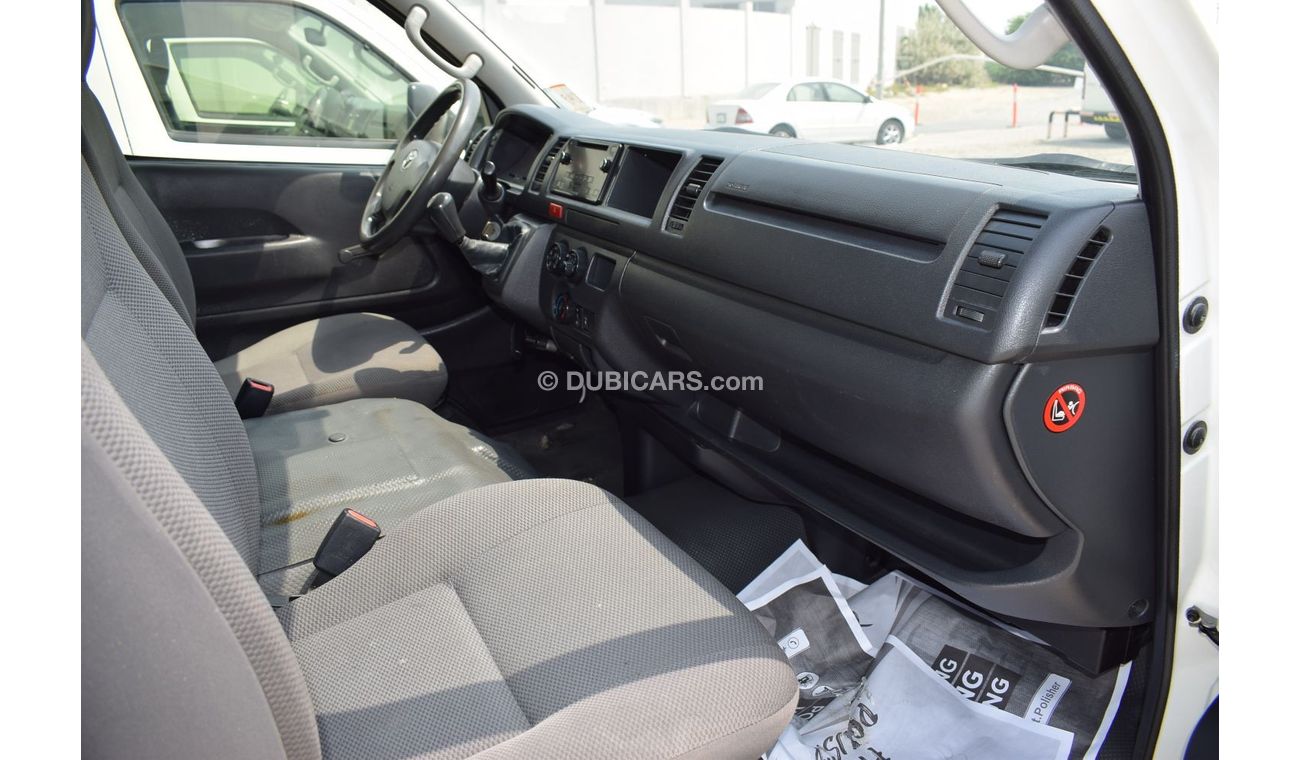 Toyota Hiace GLS - High Roof LWB Toyota Hiace Highroof Bus GL, Model:2018. Excellent condition