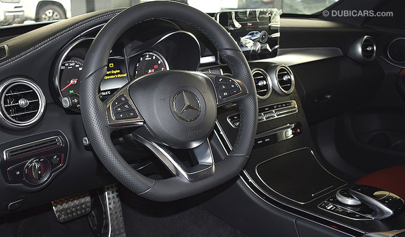 Mercedes-Benz GLC 300 2019 AMG, 4MATIC I4-Turbo GCC, 0km w/ 2 Yrs Unlimited Mileage Warranty + 60K km Free Service at EMC