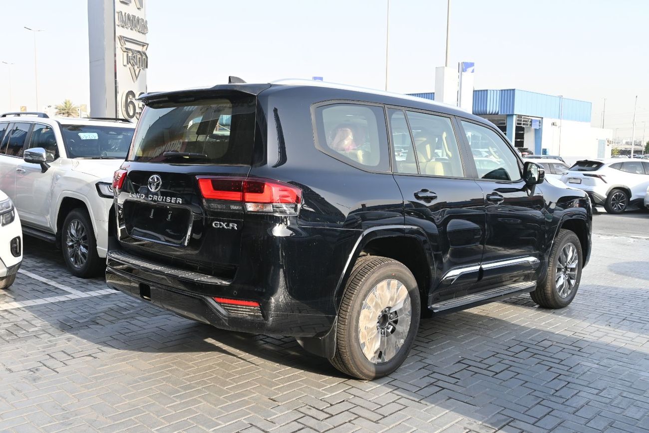 تويوتا لاند كروزر GXR Toyota Land Cruiser GX-R 4.0L V6 Petrol Model 2026