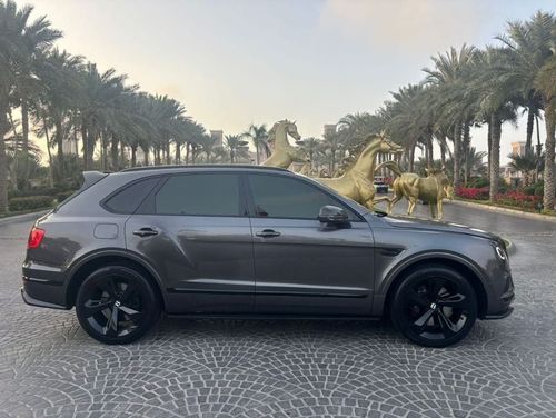 بنتلي بينتايجا GCC W12 CARBON FIBRE EDITION