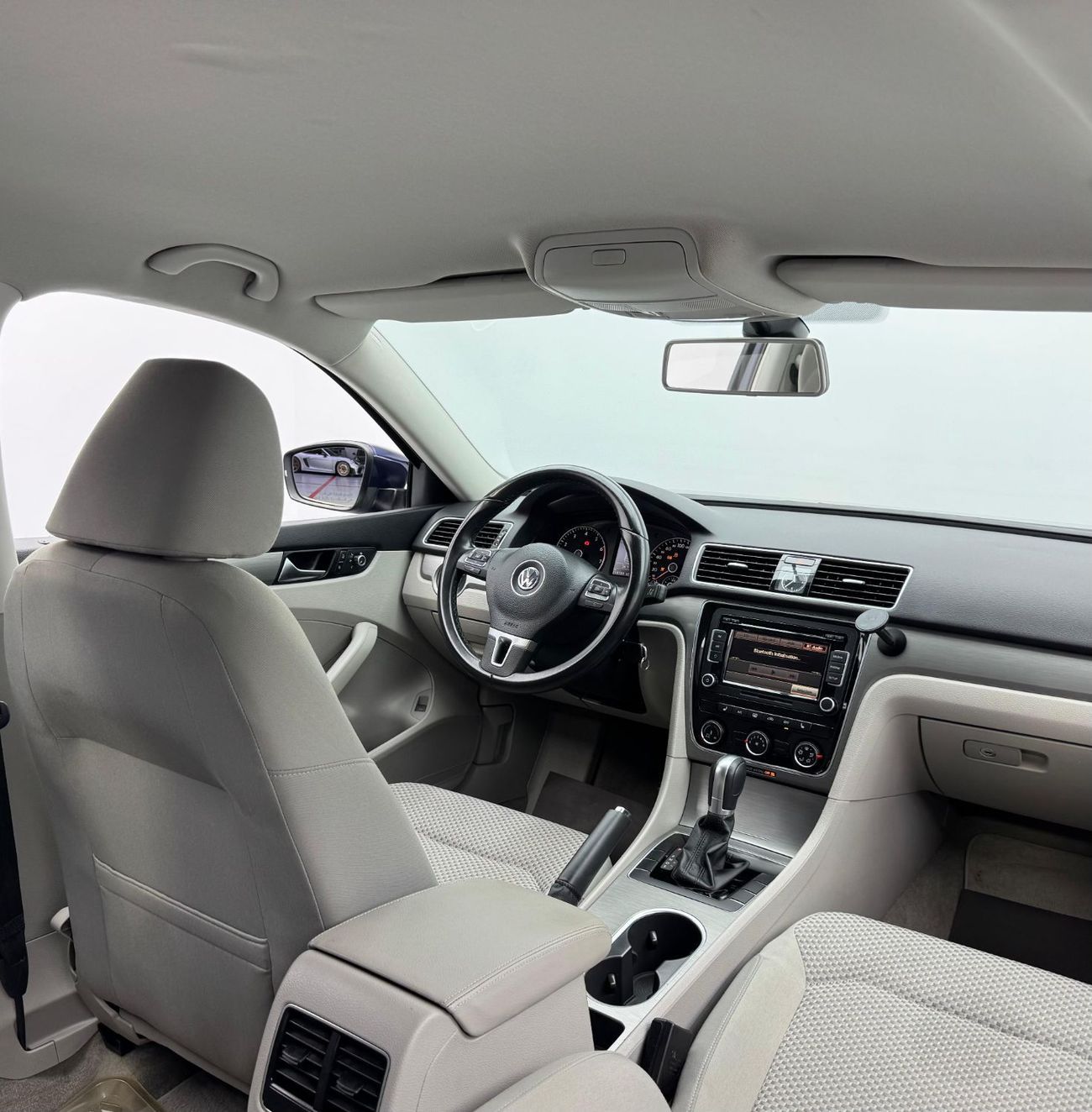 فولكس واجن باسات SE 2.5L 2015 Volkswagen Passat SE, Full VW Service History, Excellent Condition, GCC