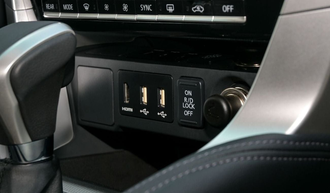 ميتسوبيشي مونتيرو سبورت Brand New Mitsubishi Montero Sport Prime Edition 2023 Export 3.0L A/T 4WD Petrol|Silver/Black|