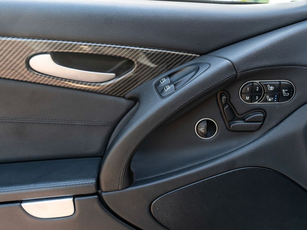 Mercedes-Benz SL 63 AMG AMG CONVERTIBLE