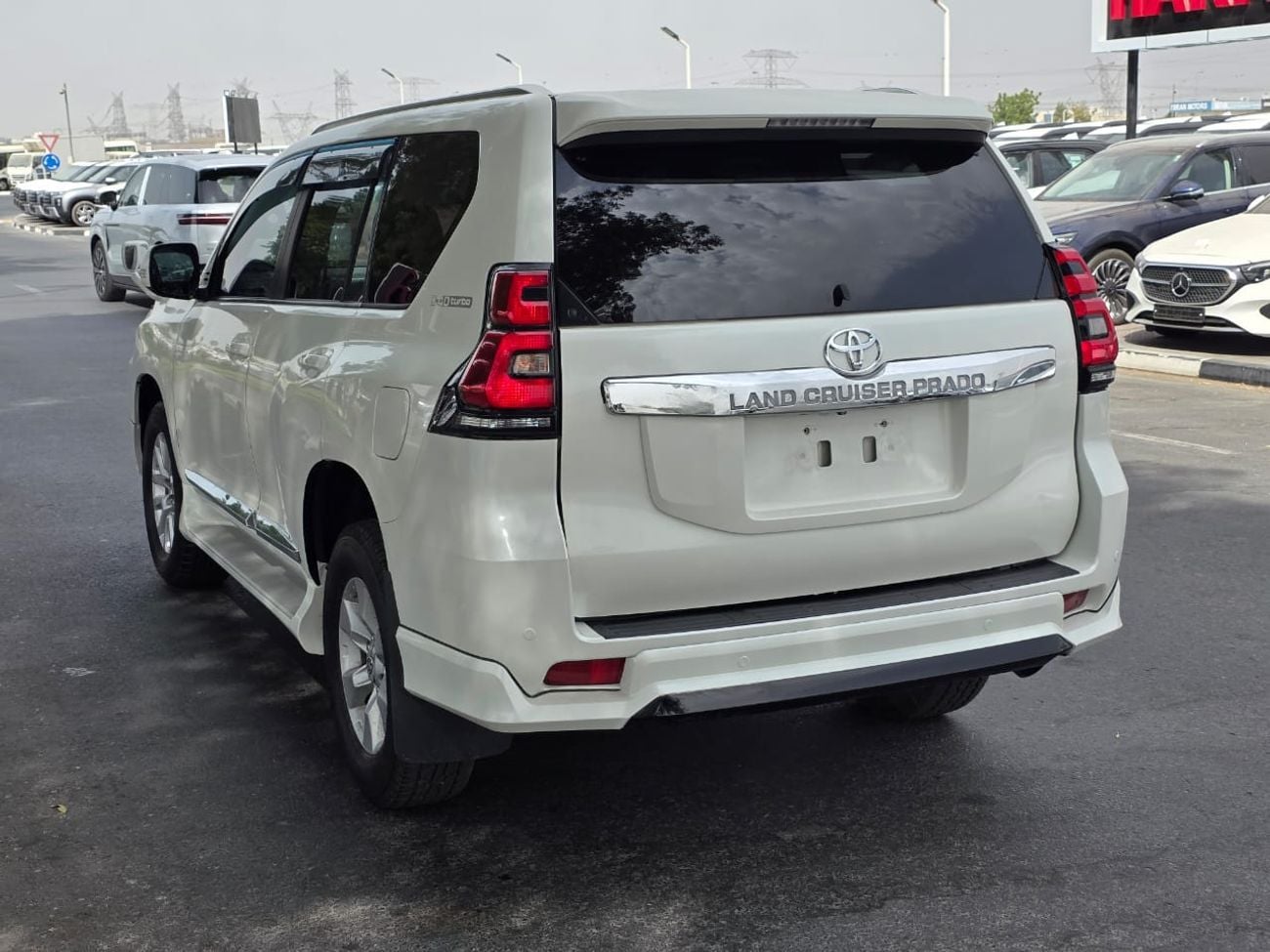 Toyota Prado 2022 shape ,diesel 3.0 liter right hand drive auto transmission