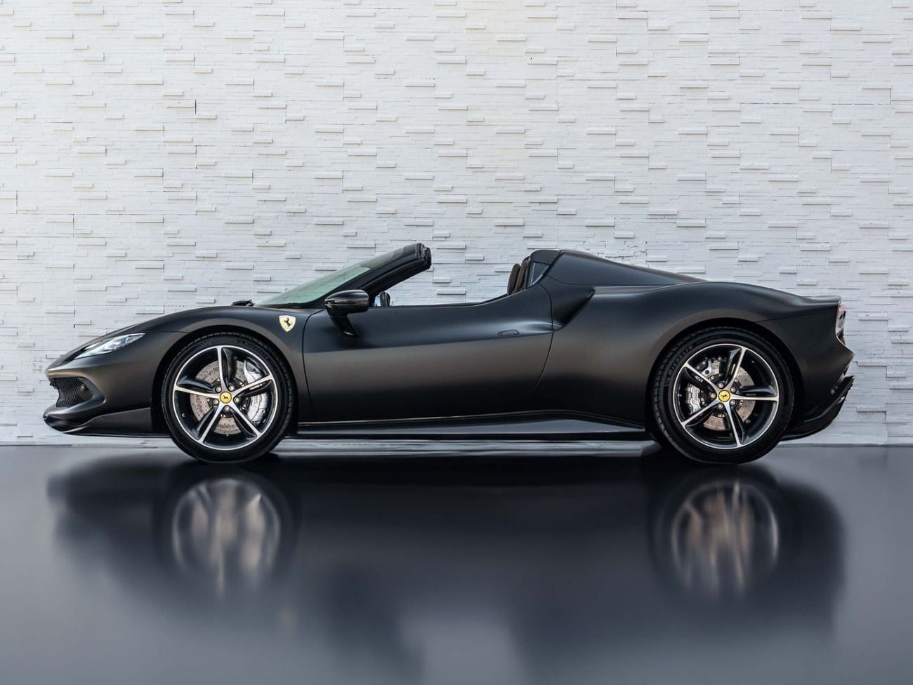 فيراري 296 GTB GTB