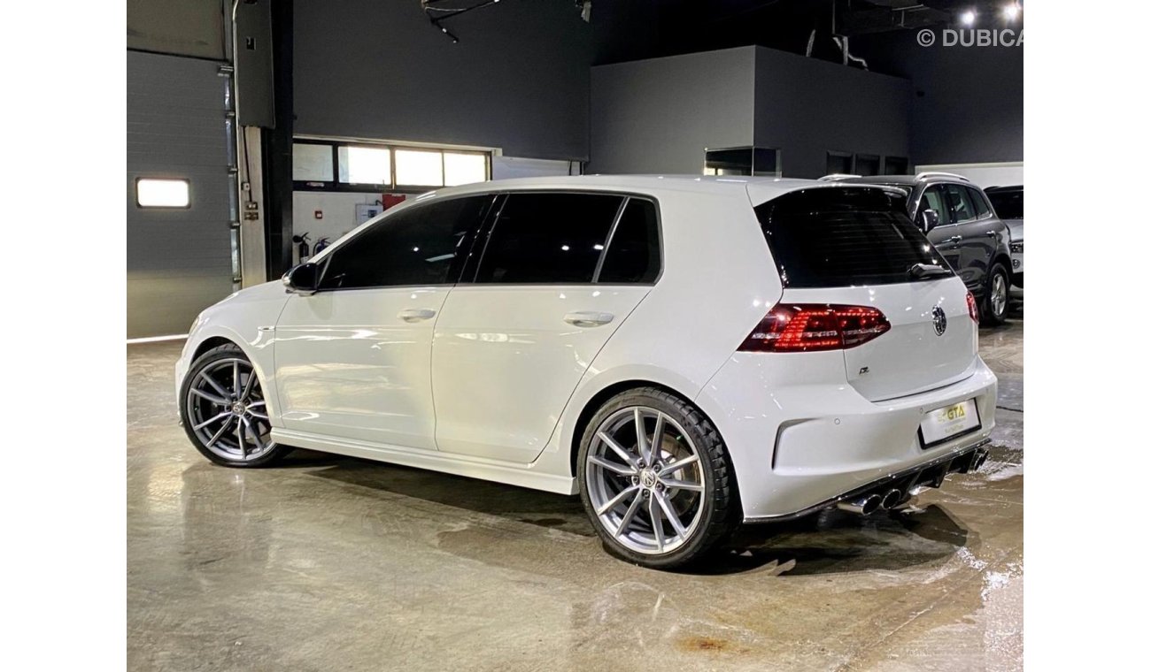 فولكس واجن جولف "SOLD" 2015 Volkswagen Golf R, Warranty, Full Service History, GCC, Low Kms