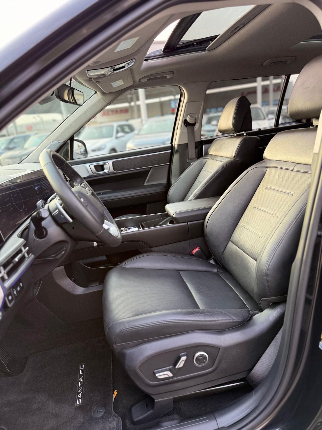 Hyundai Santa Fe Limited FE 360 camera, panoramic,leather seats, Full Option