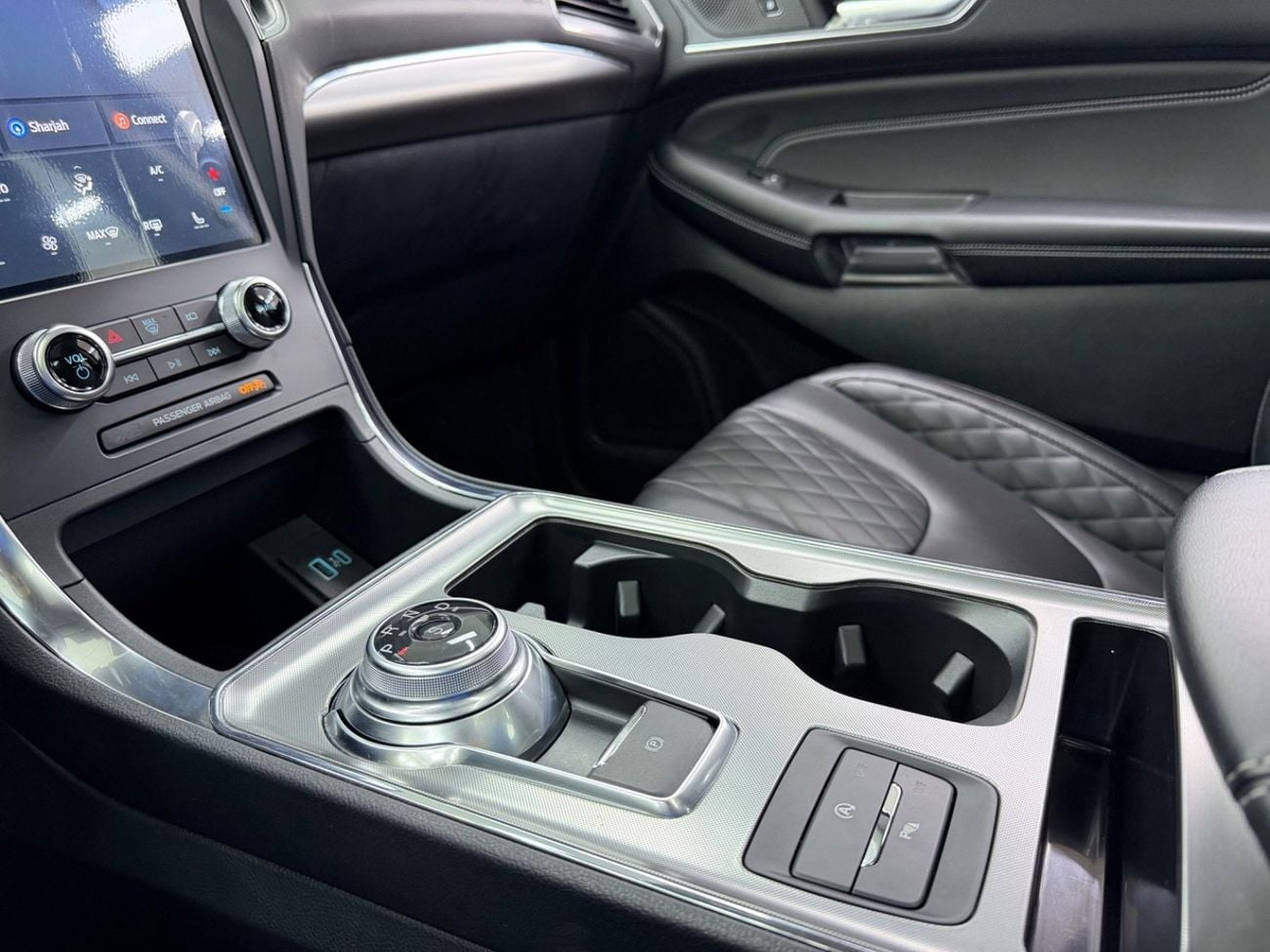 Ford Edge GCC .. Brand New .. Titanium .. Top Range