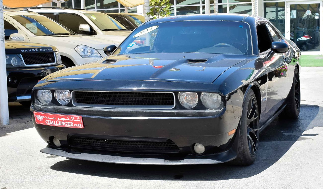 Dodge Challenger HEMI