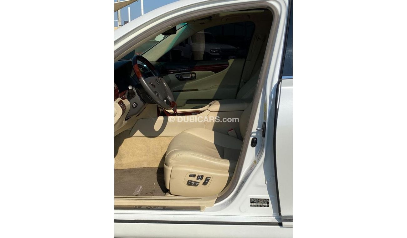 Lexus LS460 LEXUS LS 460 CALiN TAYTIL White collar