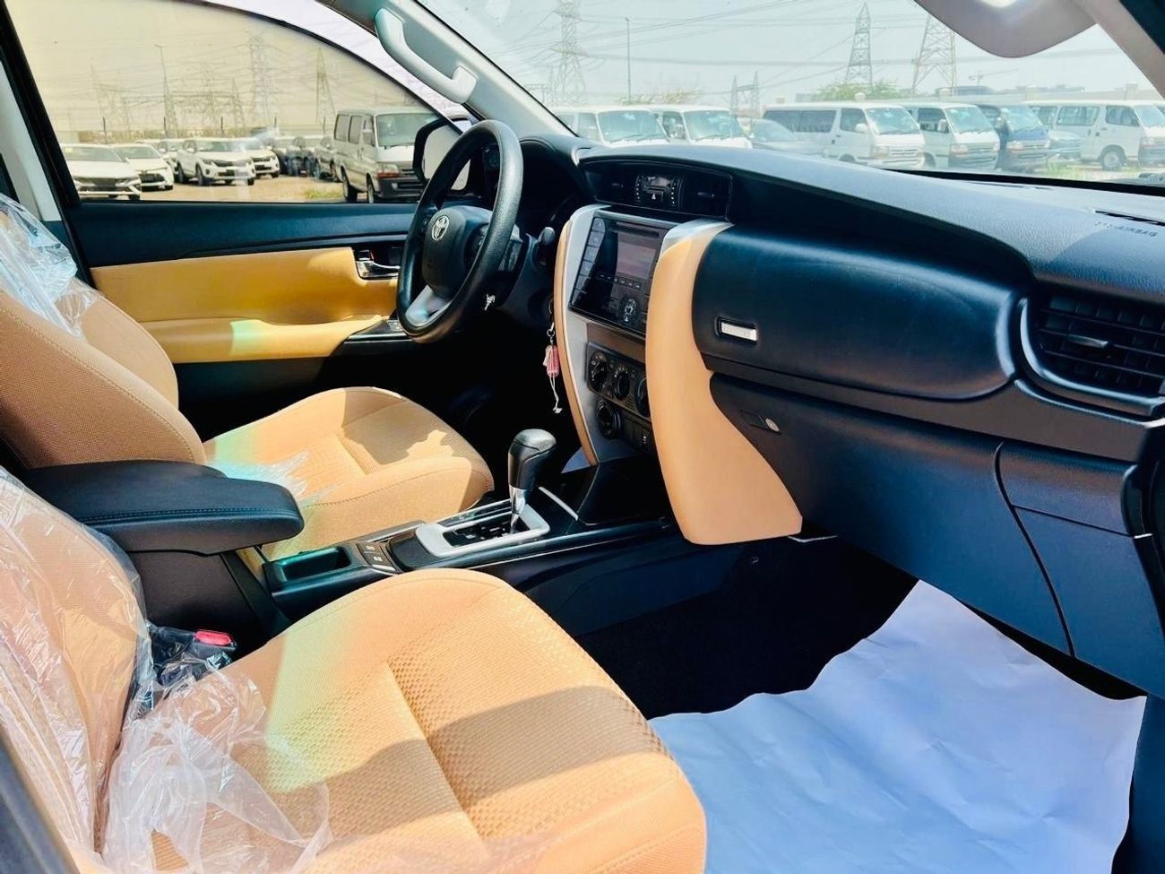 Toyota Fortuner EXR 2.7L (164 HP) Toyota fortuner V4 2.7 clean and nice