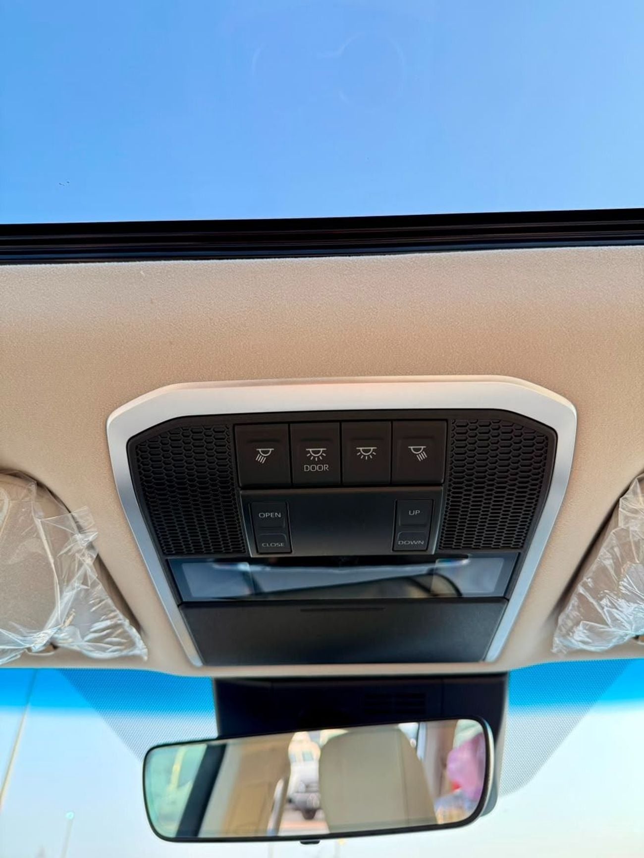 Toyota Land Cruiser 4.0L FULL GXR WITH RADAR