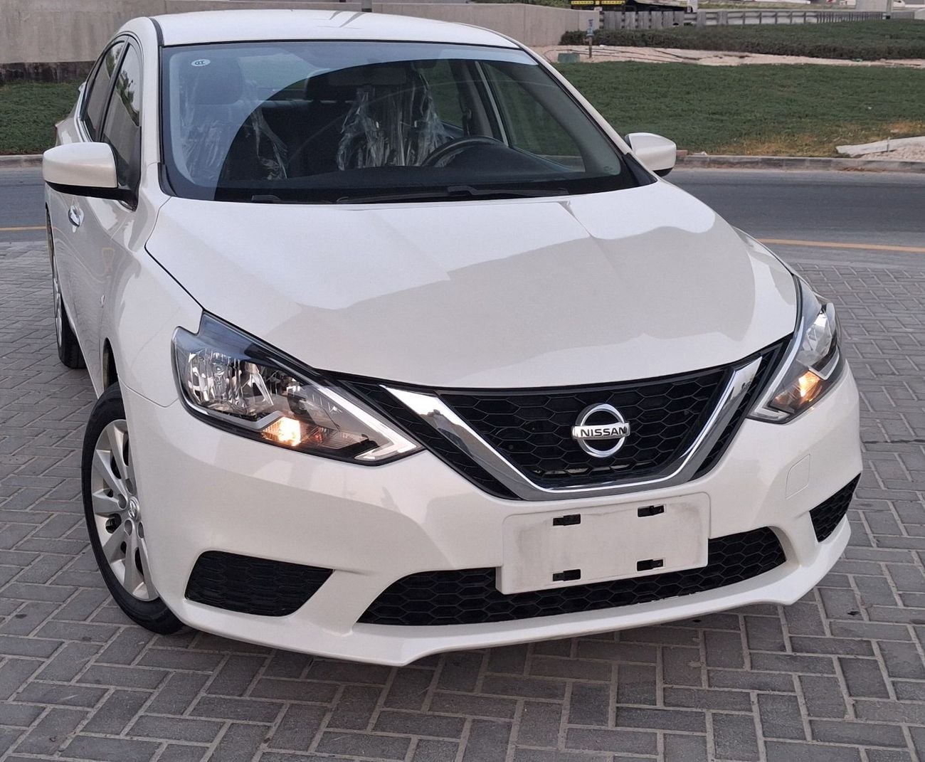 Nissan Sentra SV (NON GCC)