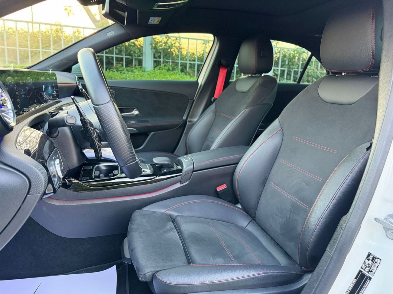 Mercedes-Benz A 35 AMG MERCEDES_BENZ.A_CLASS .AMG A 35