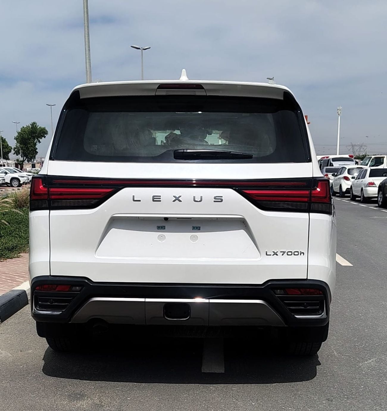 Lexus LX 700h LEXUS LX700h SIGNATURE - 3.5L - HYB - AT - 2025 MY