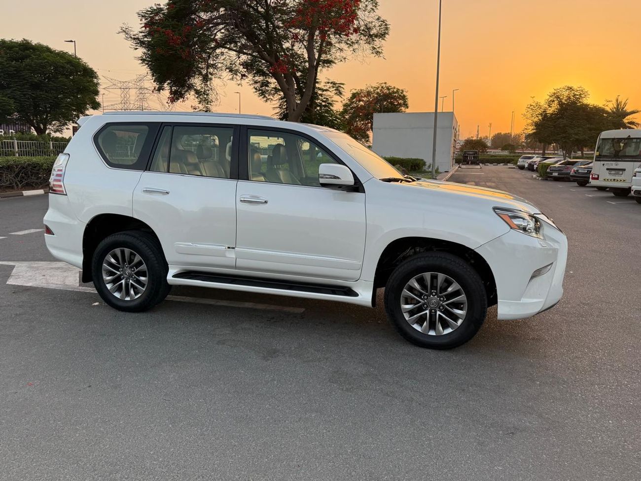 Lexus GX460 Platinum 4.6L
