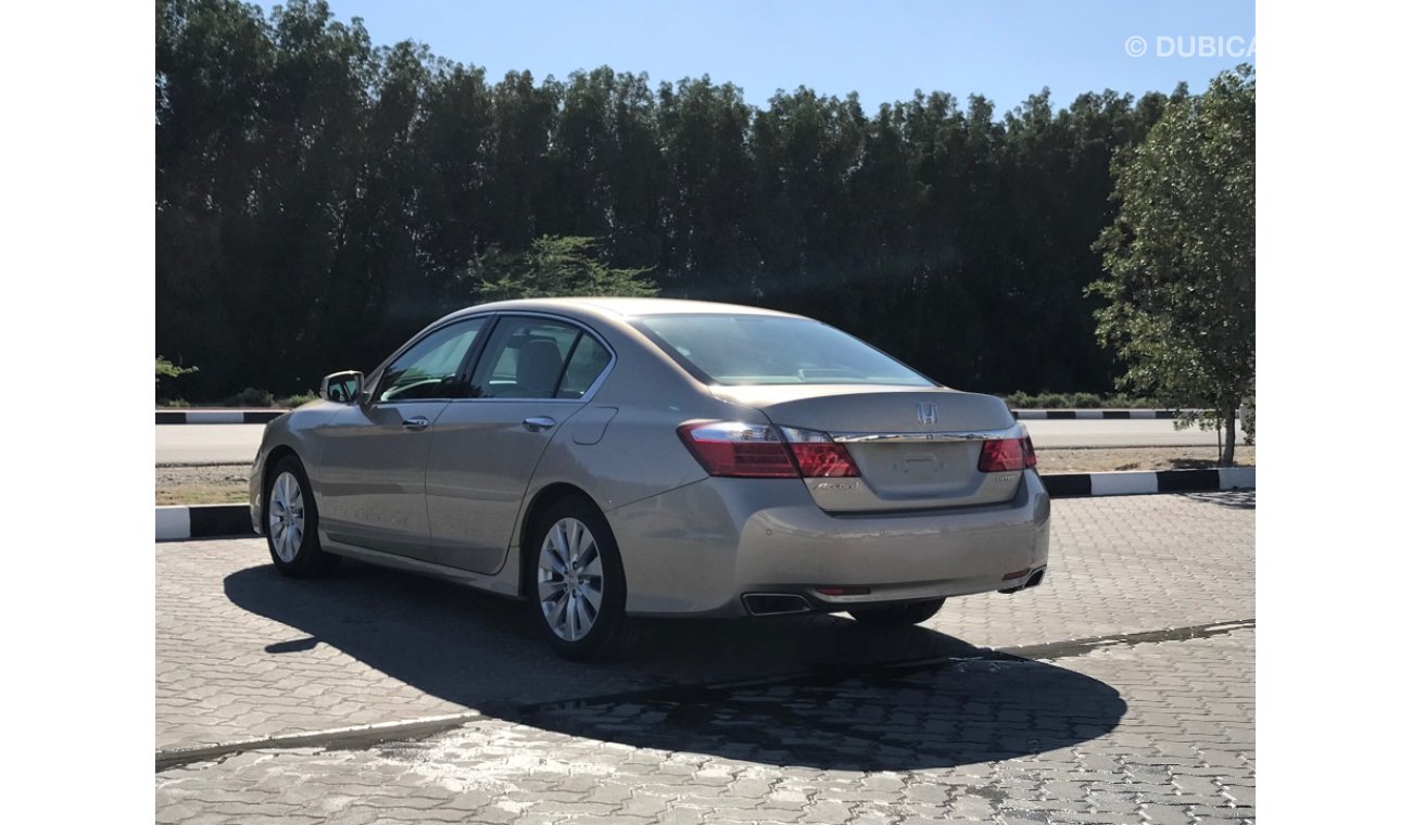 Honda Accord 2015 sunroof Ref#07