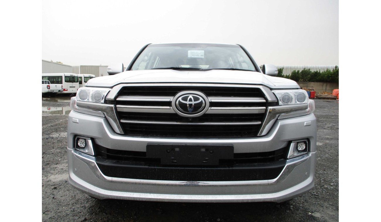 Toyota Land Cruiser 4.5L DIESEL VXR Auto (RIGHT HAND DRIVE) (FOR EXPORT OUTSIDE GCC COUNTRIES)