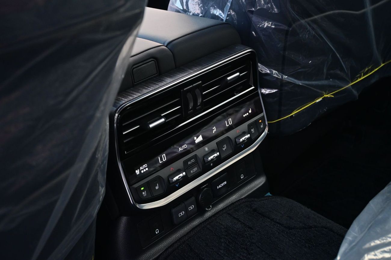 تويوتا لاند كروزر Toyota Land Cruiser VX-R 3.5L TwinTurbo Hybrid V6, 4WD Model 2025