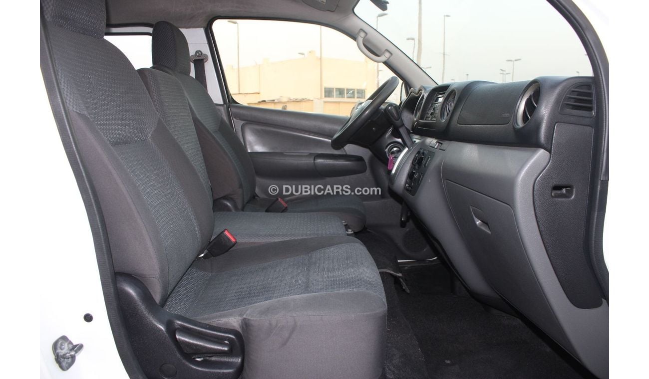 Nissan Urvan Nissan Urvan NV350 2016 GCC, in excellent condition, without accidents, very clean from inside and o