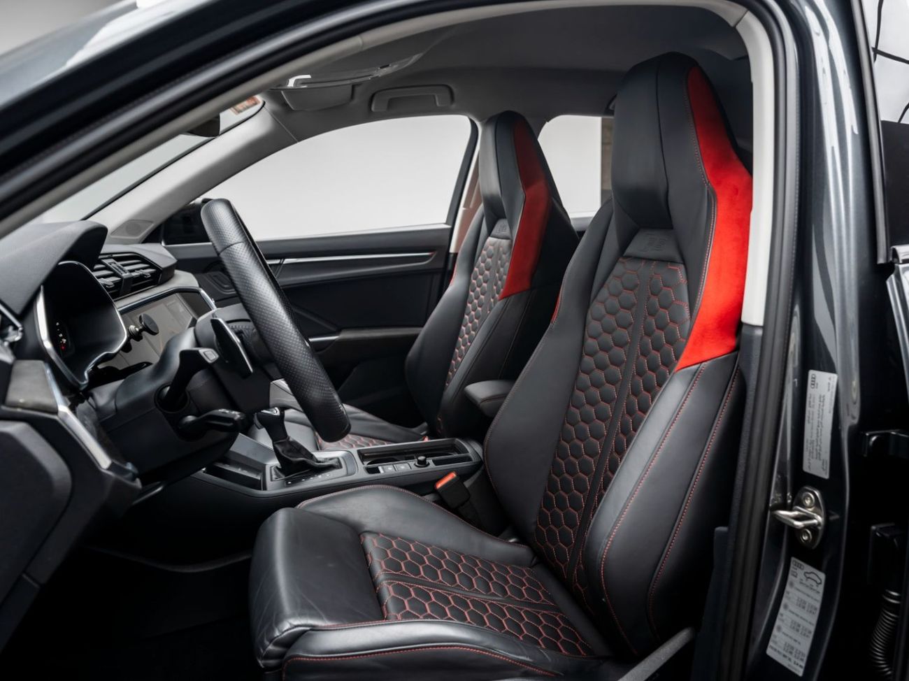 Audi RS Q3 Sportback TFSI quattro 2.5L 2022 Audi RSQ3, 2027 Audi Warranty + Service Contract, Low KMs, GCC