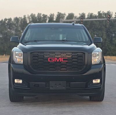 GMC Yukon DENALI PWR STEPS DENALI