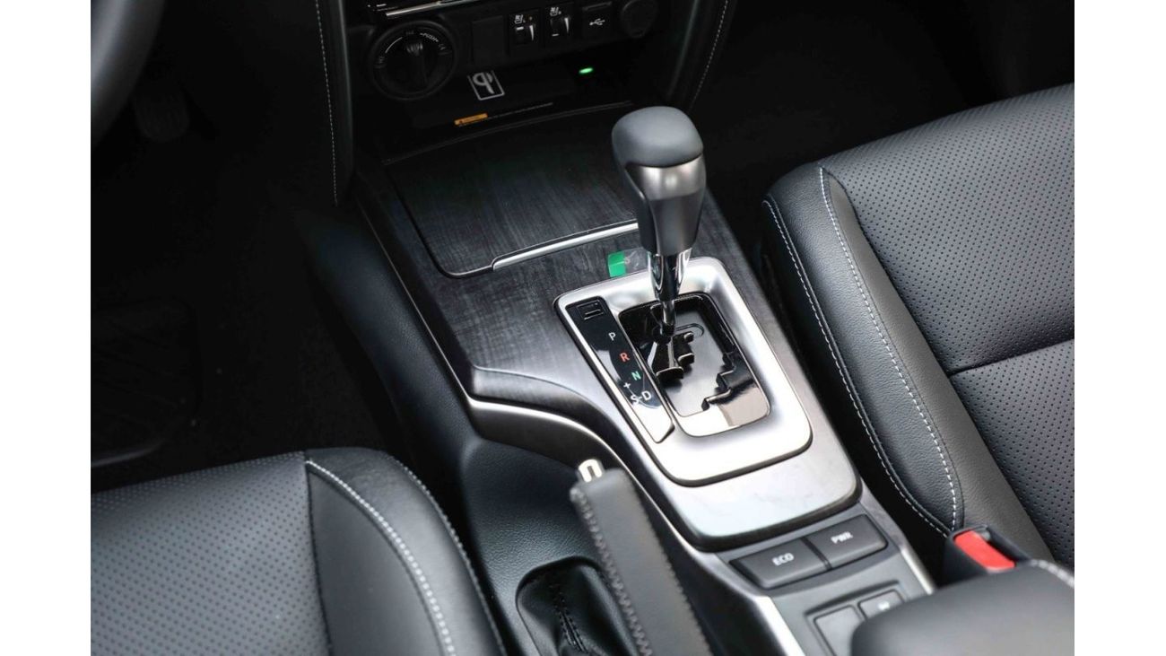Toyota Fortuner 2024 Toyota Fortuner 4.0 4x4 HI - Platinum White Pearl inside Black | Export Only