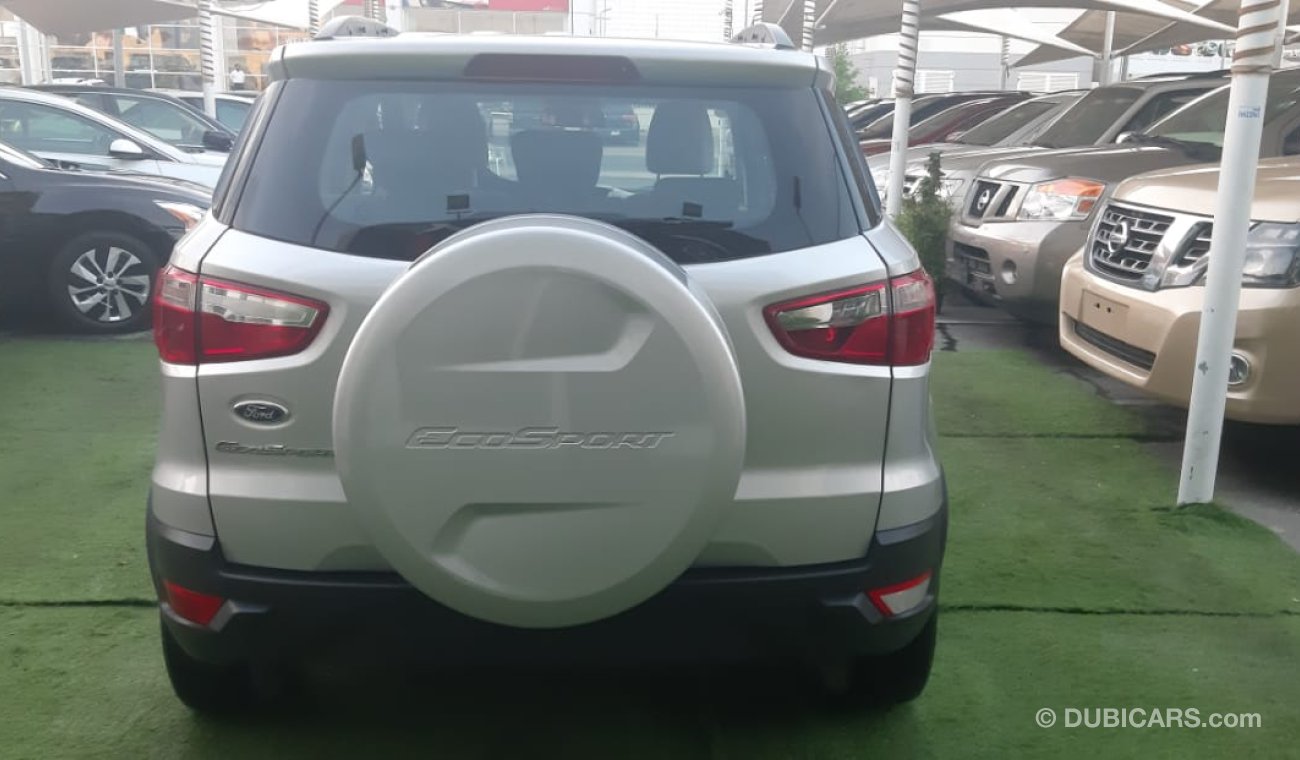 Ford EcoSport Without accidents No.2 cruise control wheels, rear wing fog lights sensors, FM radio - CD, in excell